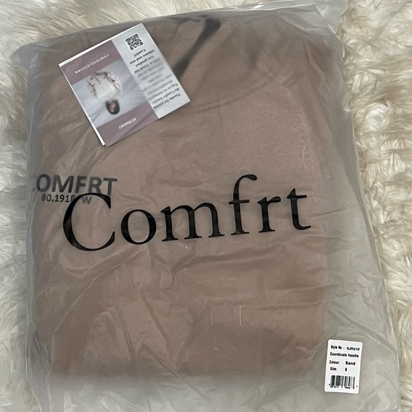 NWT Comfrt coordinate hoodie - Picture 5 of 5